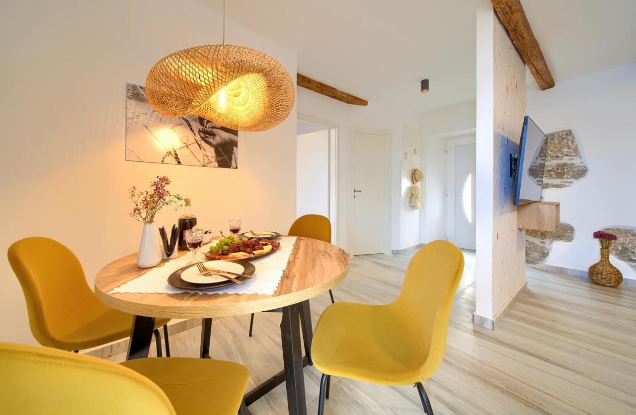 Dume Vrbnik Apartment Exterior photo
