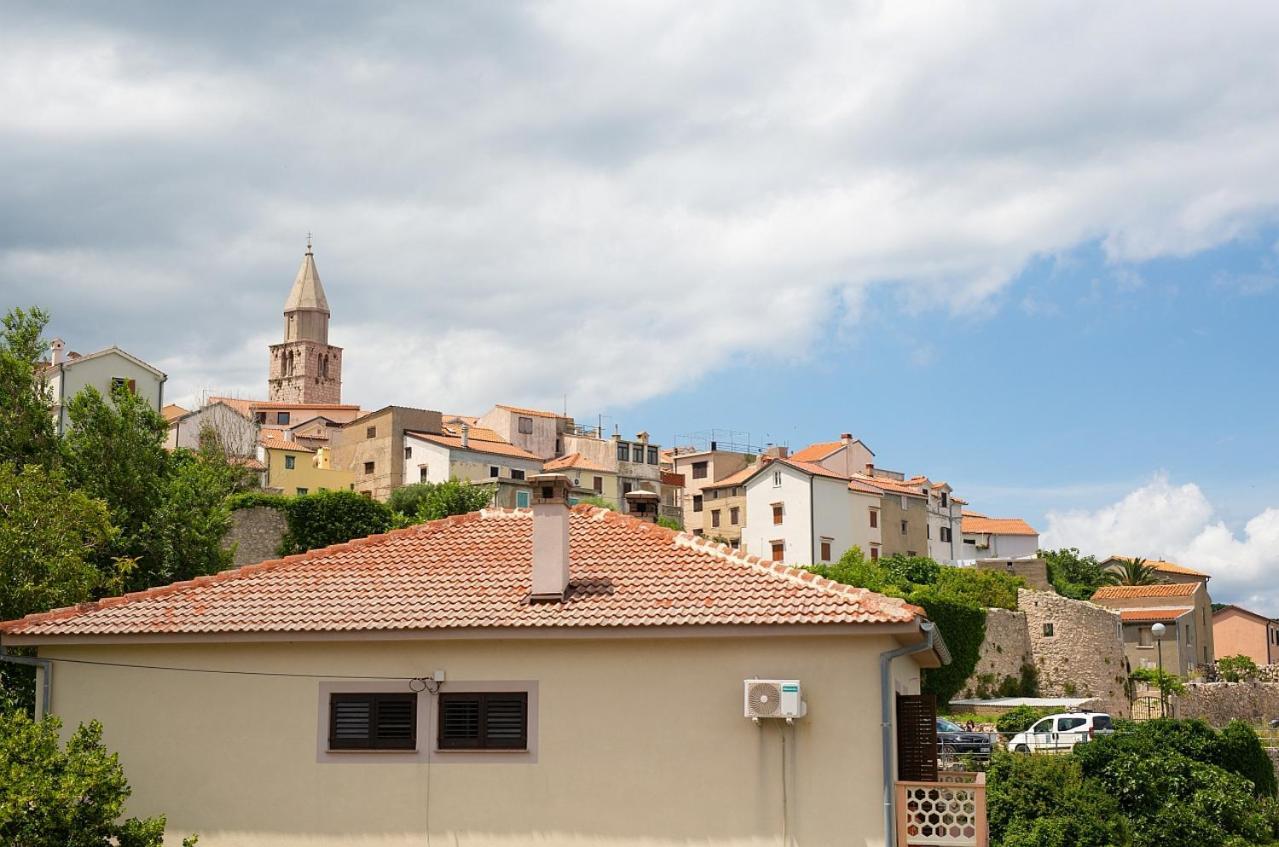 Dume Vrbnik Apartment Exterior photo